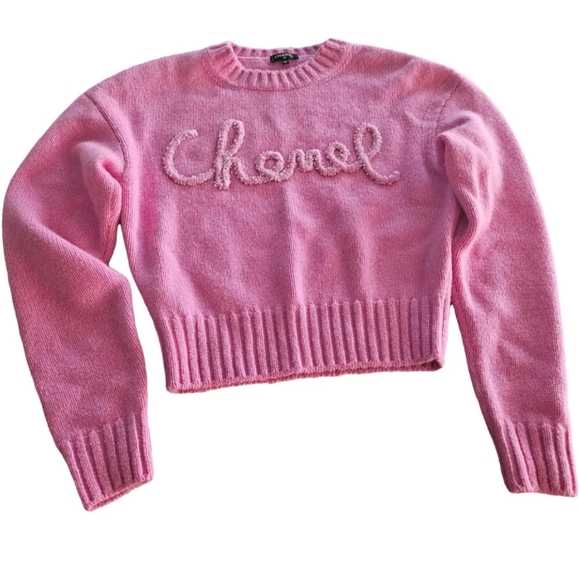 HOSTPICK !!!! Chanel Cashmere Sweather - Picture 3 of 17